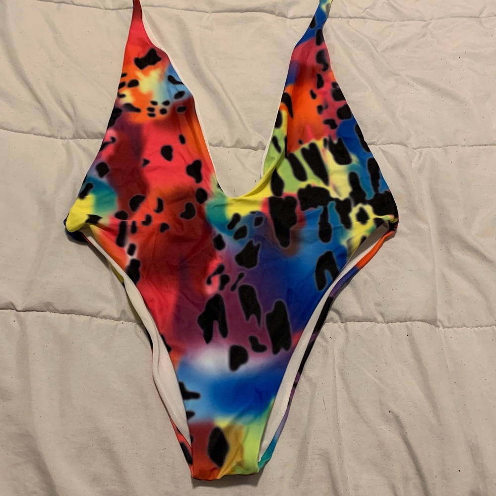 Backless Multicolored One Piece Bathing Suit